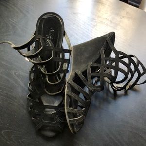 Black cage small platform